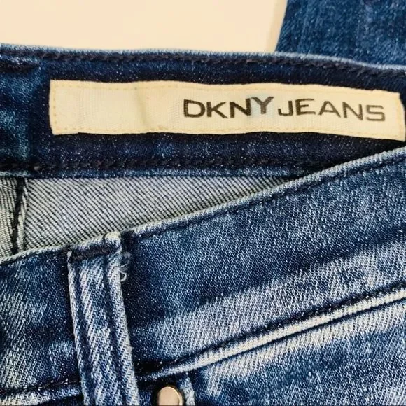 DKNY Jeans Distressed Skinny Jeans Size 6P - Picture 4 of 8